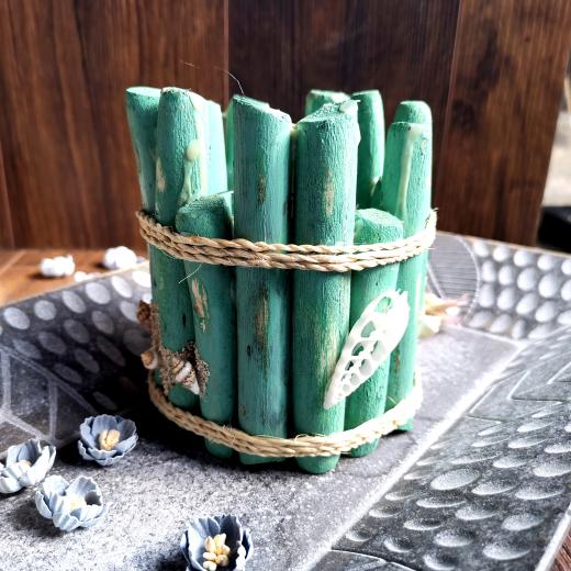 Екзотичен Свещник От Индонезия